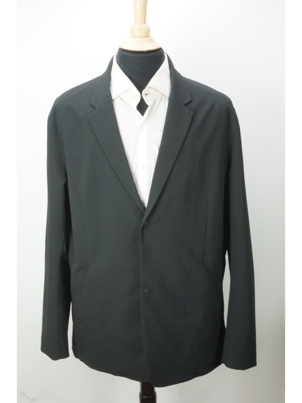 Lululemon Black Lightweight Poly Blend Sport Coat Jacket Sz 2XL XXL